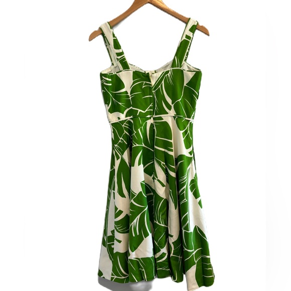 Kate Spade Green and White Palm Leaf Fit and Flare Dress Size 4 - Picture 4 of 8